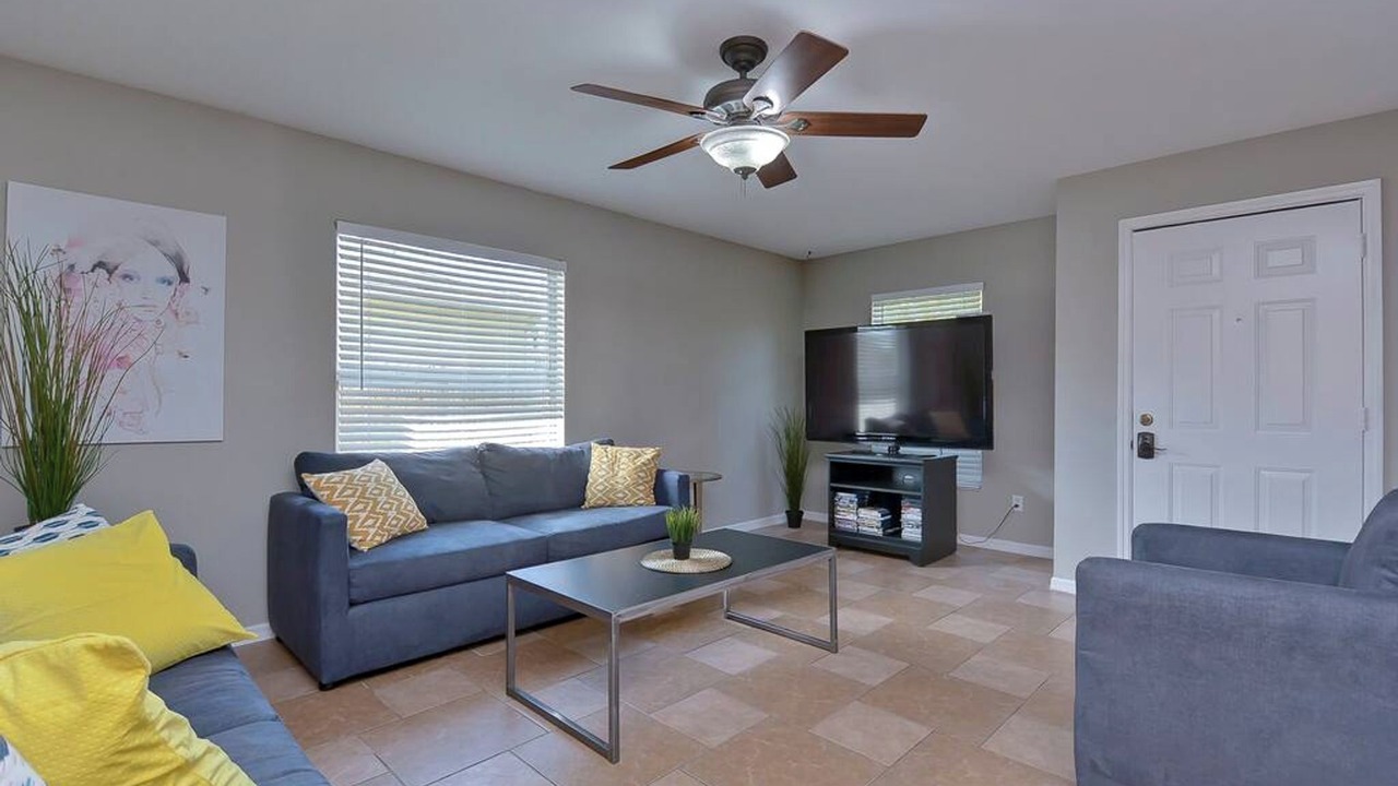 Photo of Livingroom in East Ybor