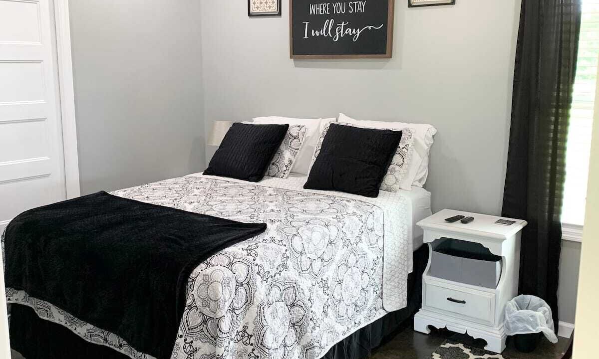 Photo of Bedroom in Cochran
