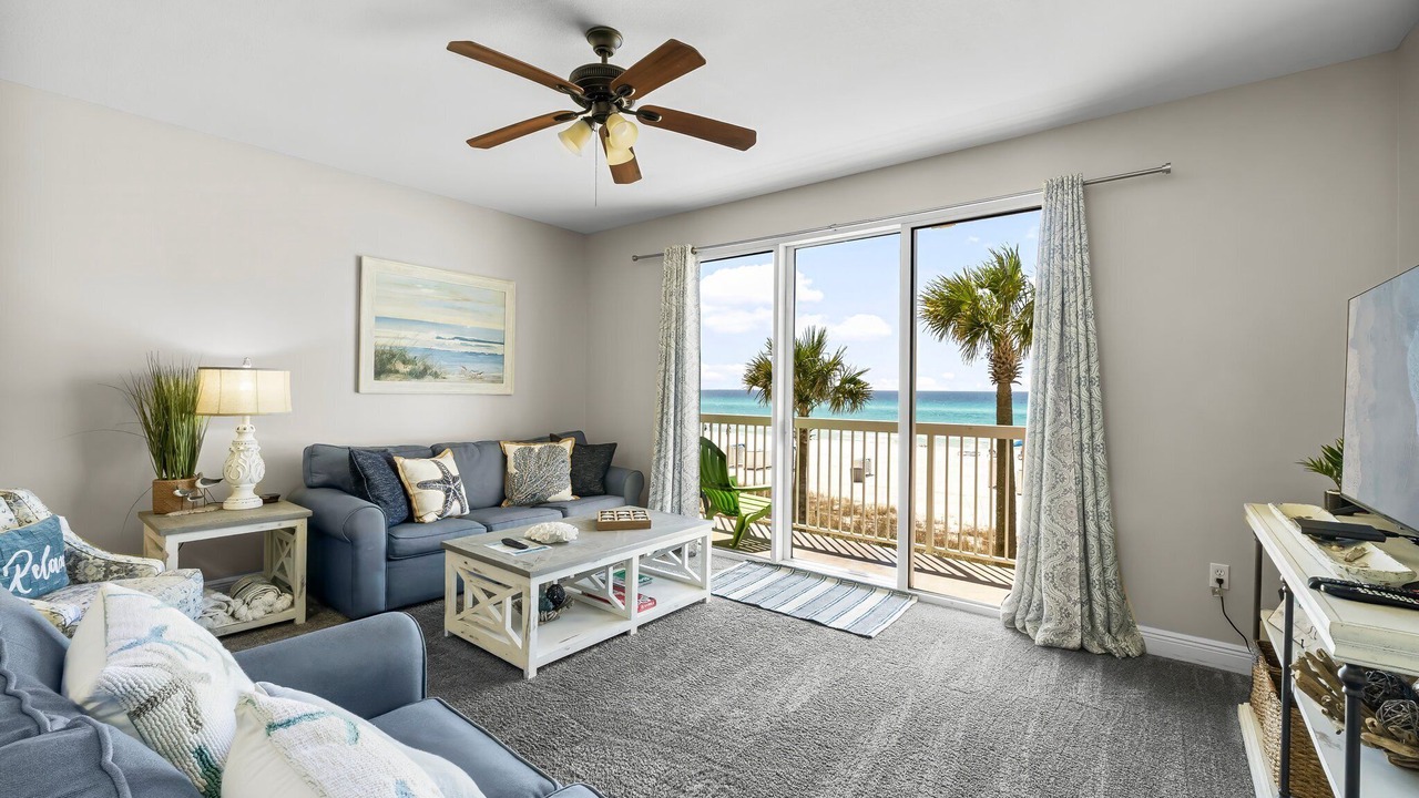 Photo of Livingroom in Miramar Beach