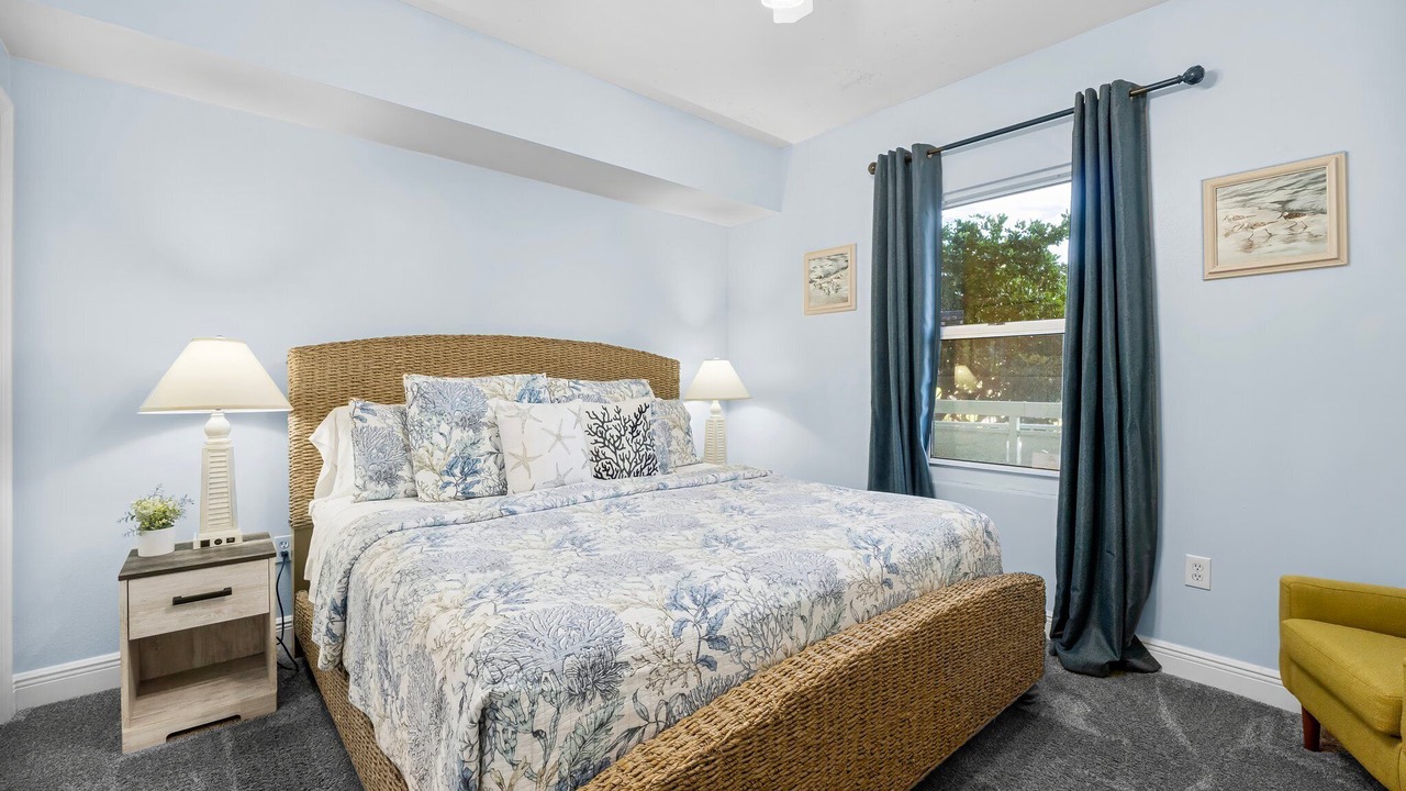 Photo of Bedroom in Miramar Beach