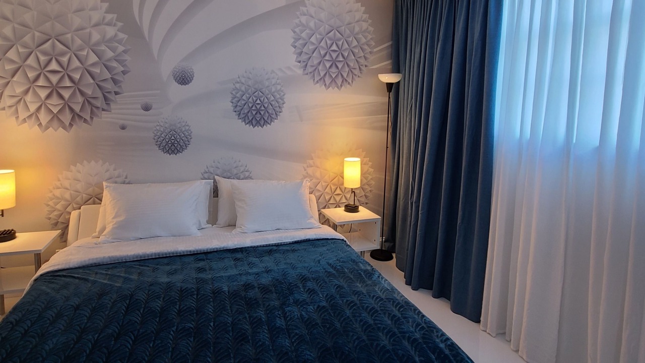Photo of Bedroom in Hollywood South Central Beach