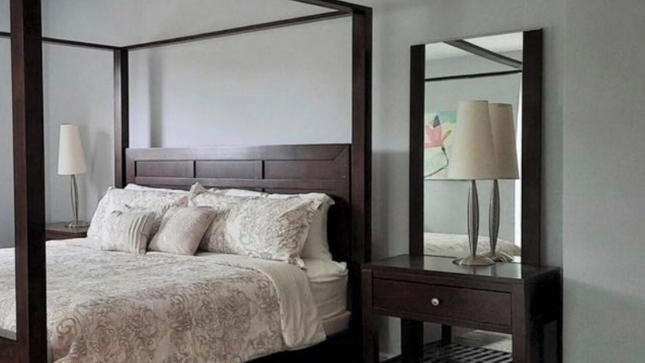 Photo of Bedroom in Hollywood South Central Beach