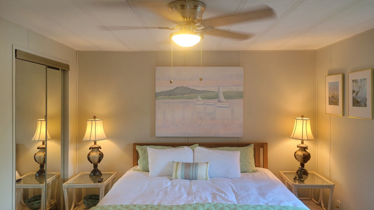 Photo of Bedroom in Edgewater