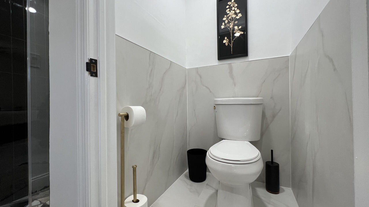 Photo of Bathroom in Ludlam