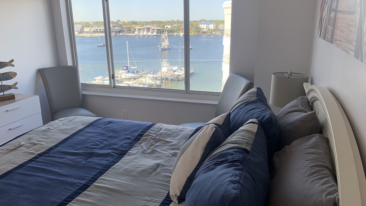 Photo of Bedroom in Holiday Isle