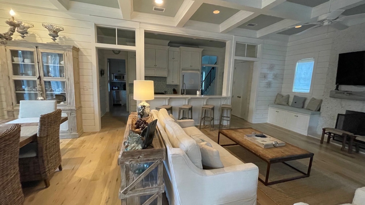 Photo of Livingroom in Forest District