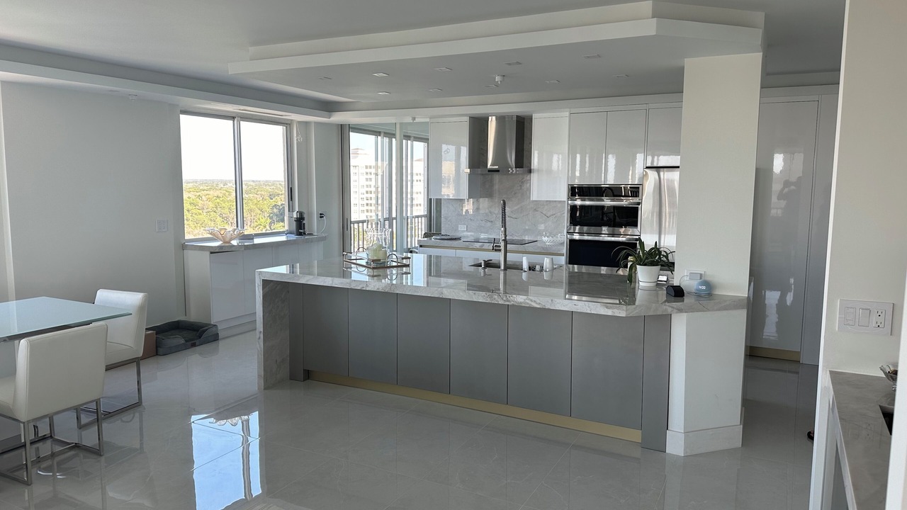 Photo of Kitchen in Vanderbilt Beach