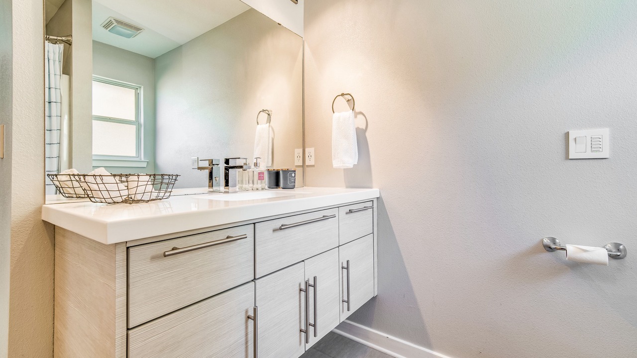 Photo of Bathroom in East Hill