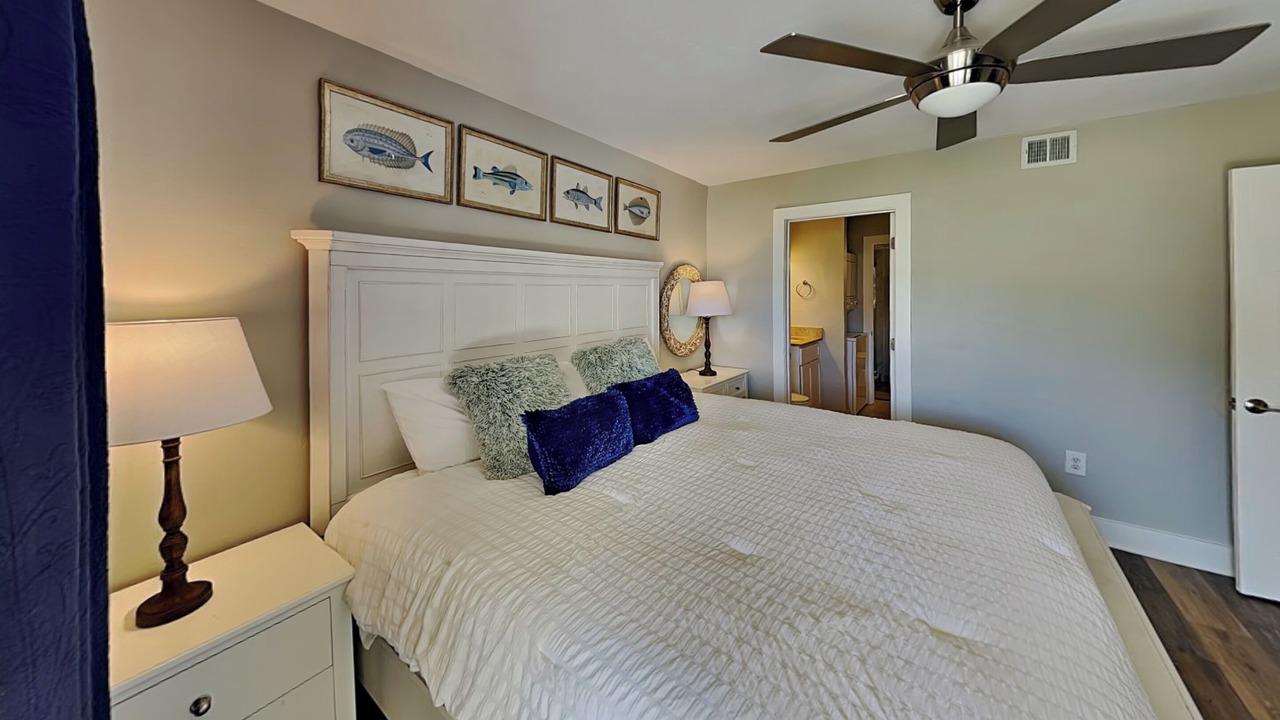 Photo of Bathroom in Crescent Beach