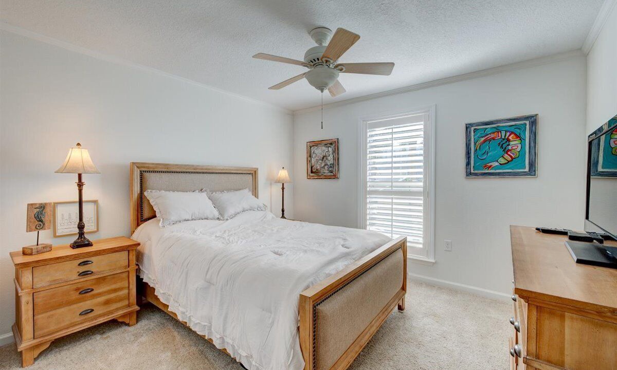 Photo of Bedroom in Holiday Isle