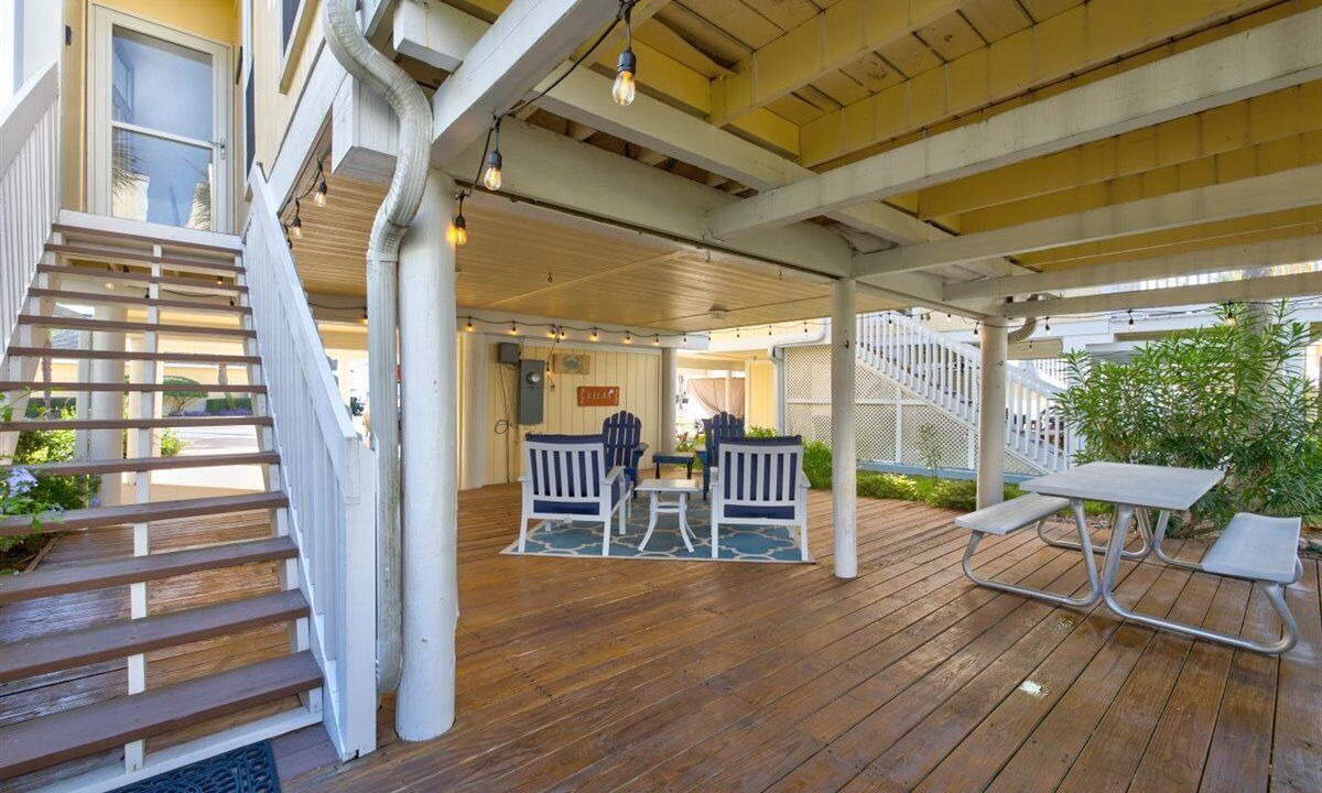 Photo of Outdoor in Holiday Isle