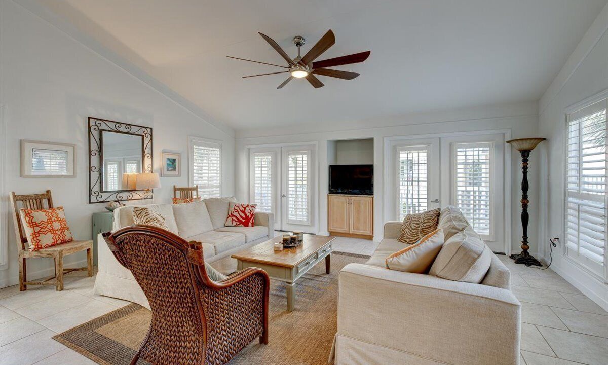 Photo of Livingroom in Holiday Isle