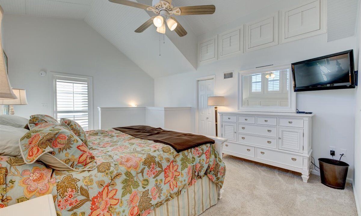 Photo of Bedroom in Holiday Isle
