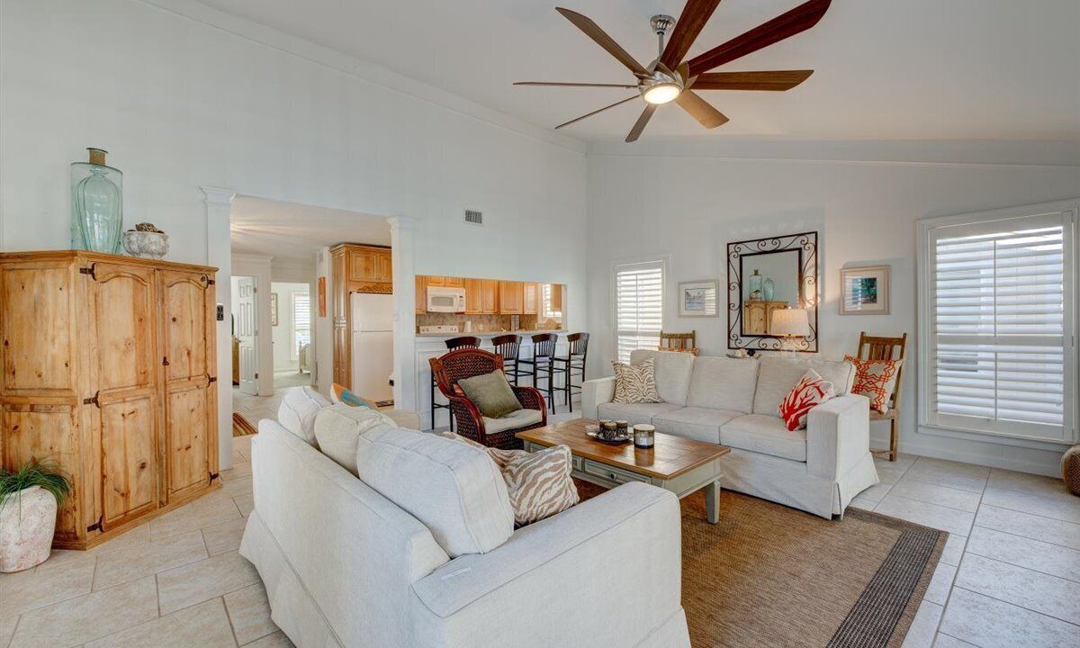 Photo of Livingroom in Holiday Isle