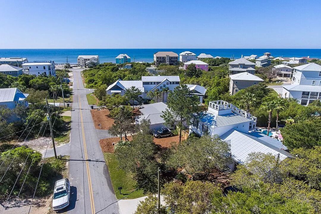 Photo of Outdoor in Dune Allen Beach