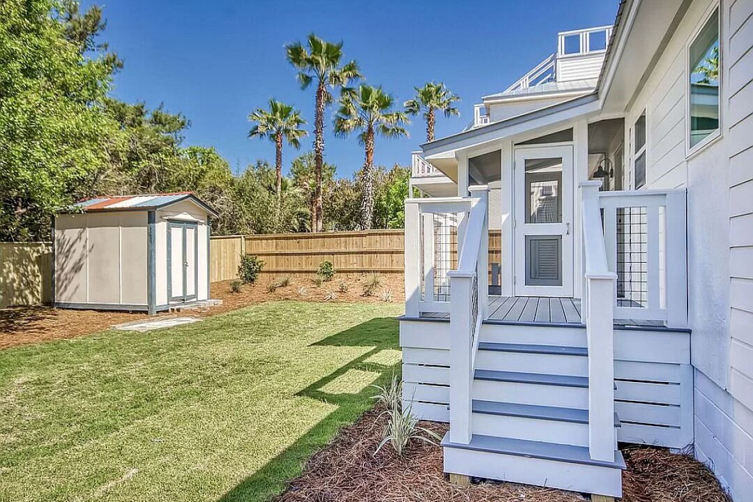 Photo of Patio Balcony in Dune Allen Beach