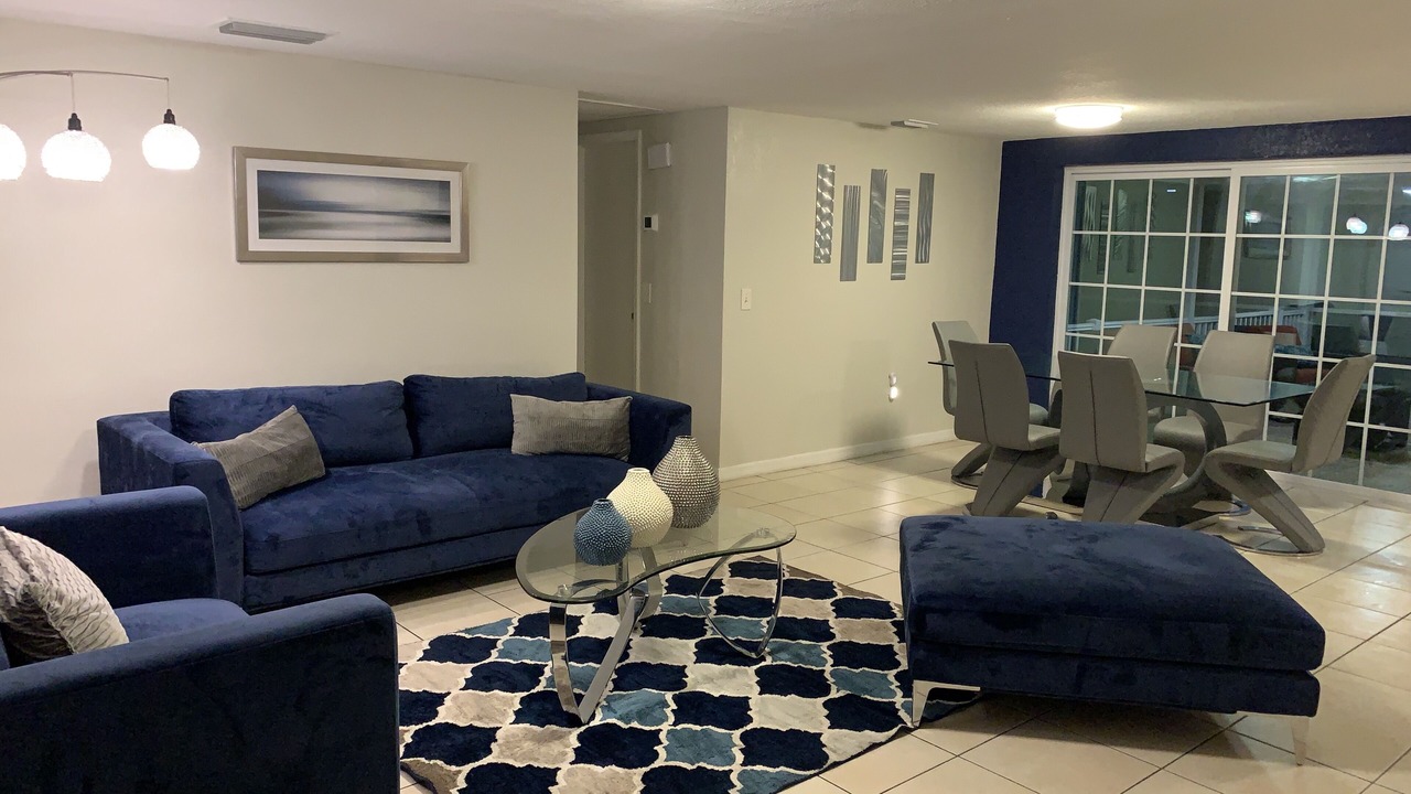 Photo of Livingroom in Tanglewood Terrace