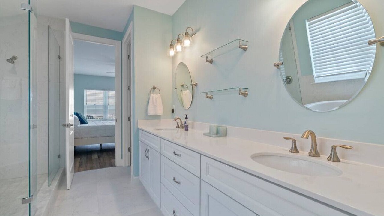 Photo of Bedroom in Butler Beach