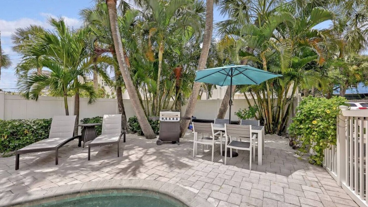 Photo of Outdoor in Siesta Key Village