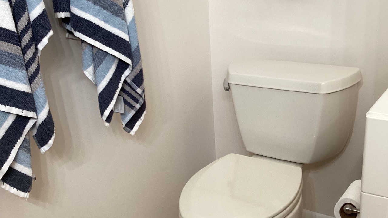 Photo of Bathroom in Colin Park