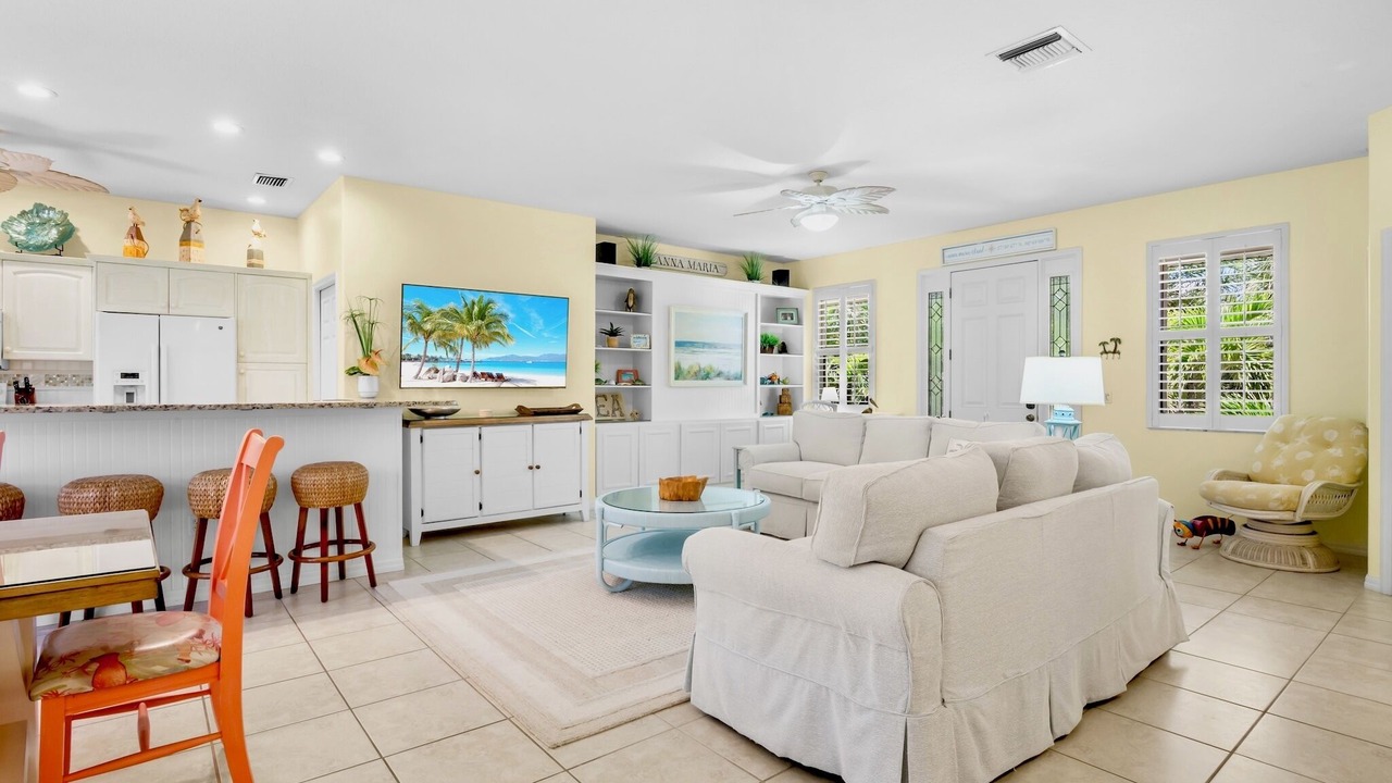 Photo of Others in Anna Maria