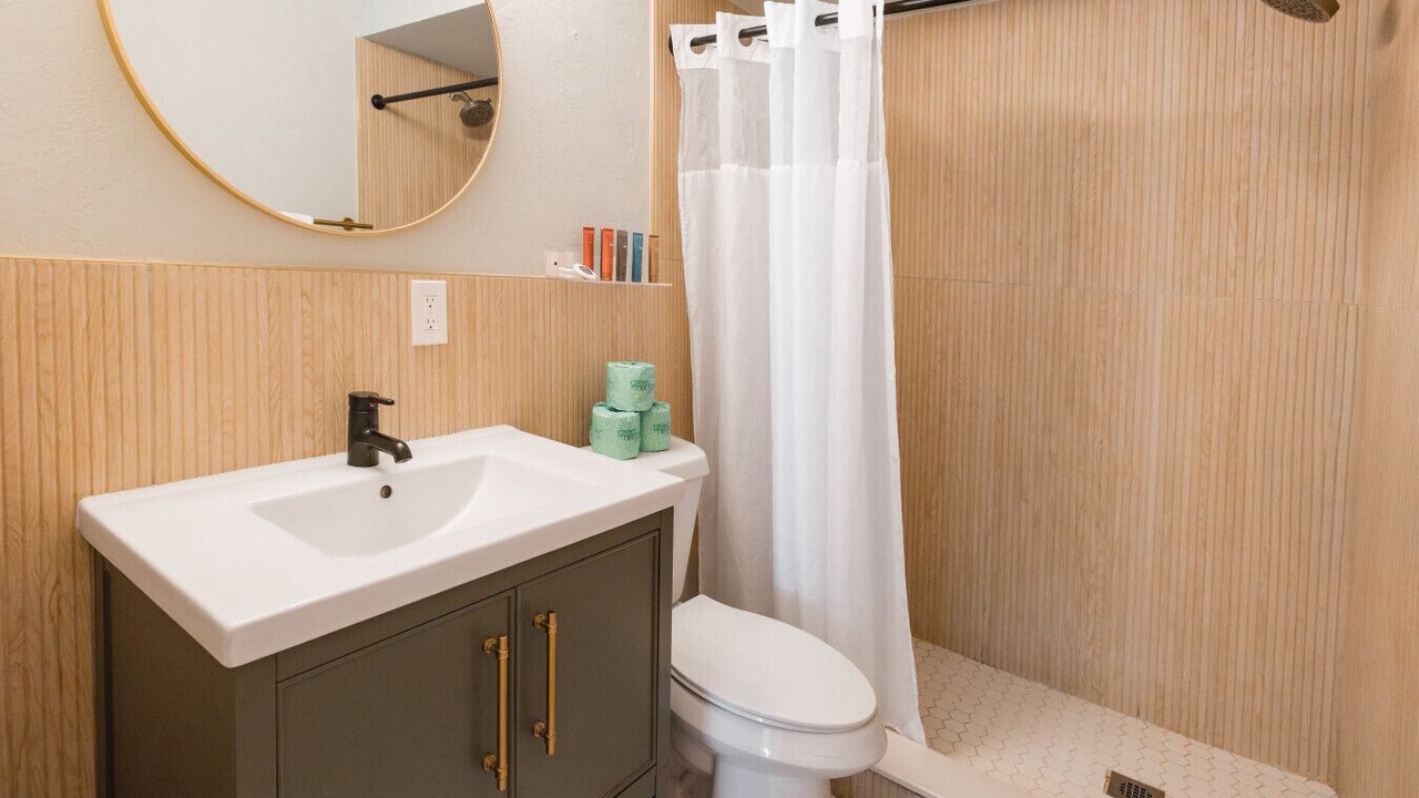 Photo of Bathroom in Bay Esplanade