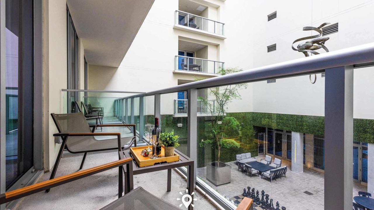 Photo of Patio Balcony in Hollywood