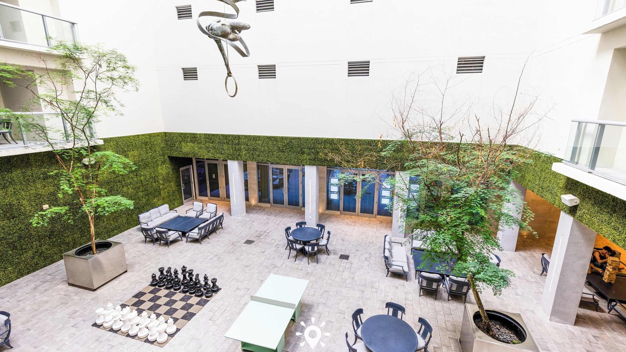 Photo of Patio Balcony in Hollywood