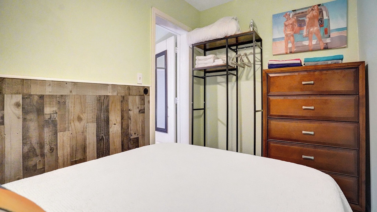 Photo of Bedroom in Coral Heights