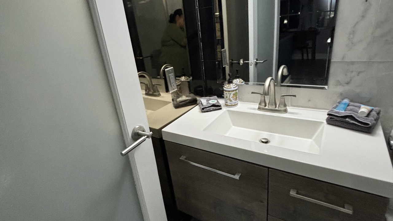 Photo of Bathroom in South Pointe