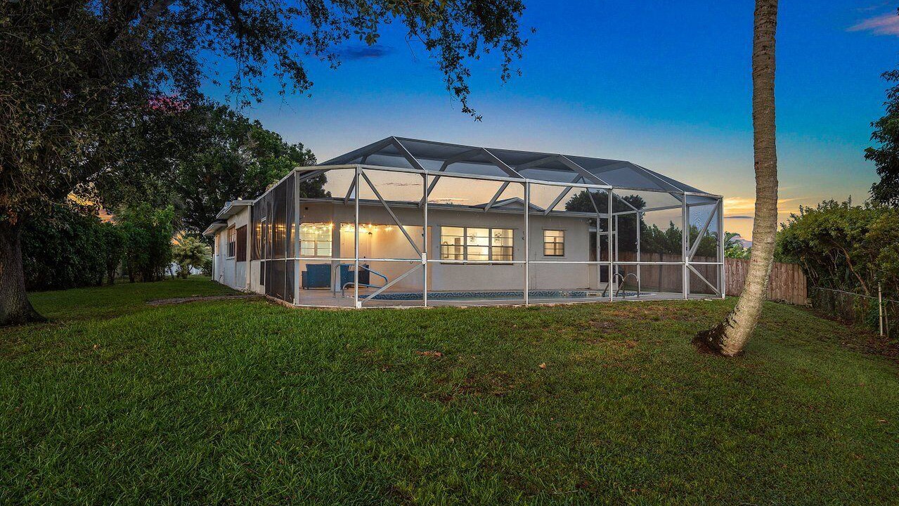 Photo of Outdoor in West Palm Beach