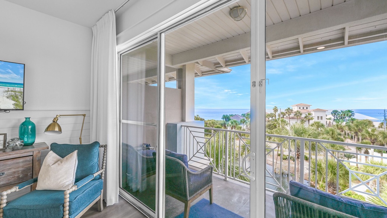 Photo of Patio Balcony in Gulf Place