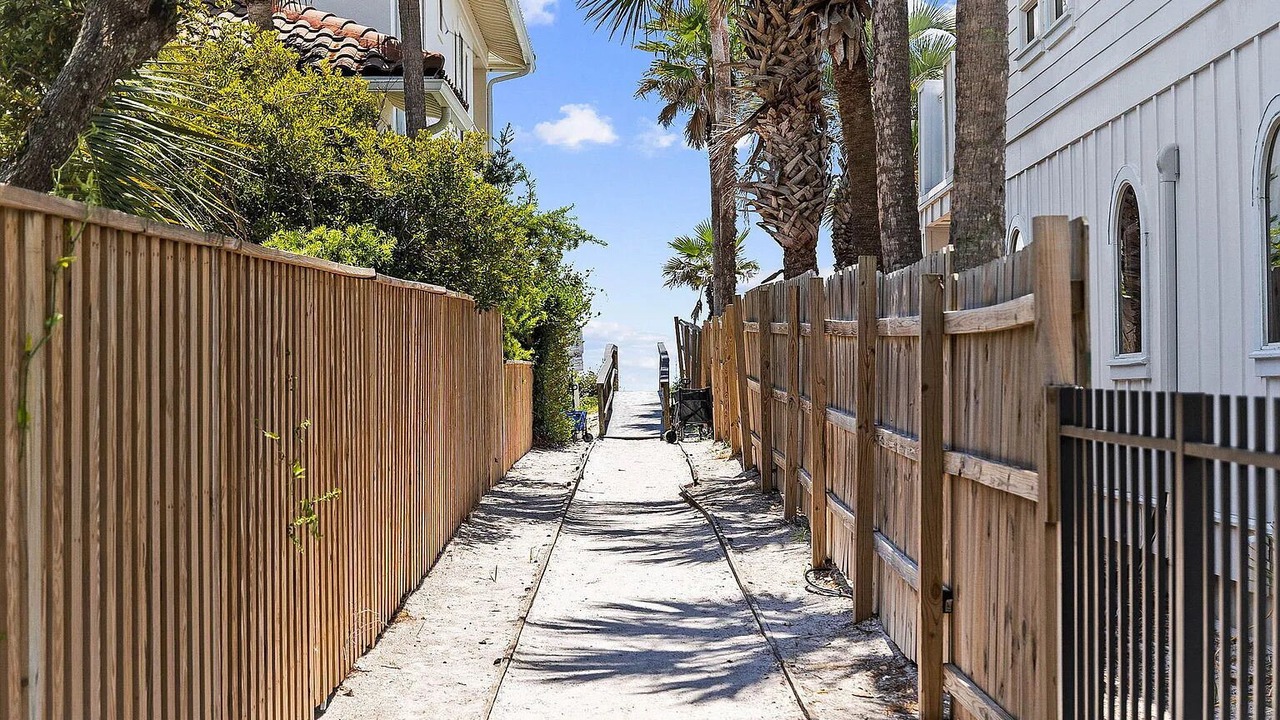 Photo of Others in Gulf Place
