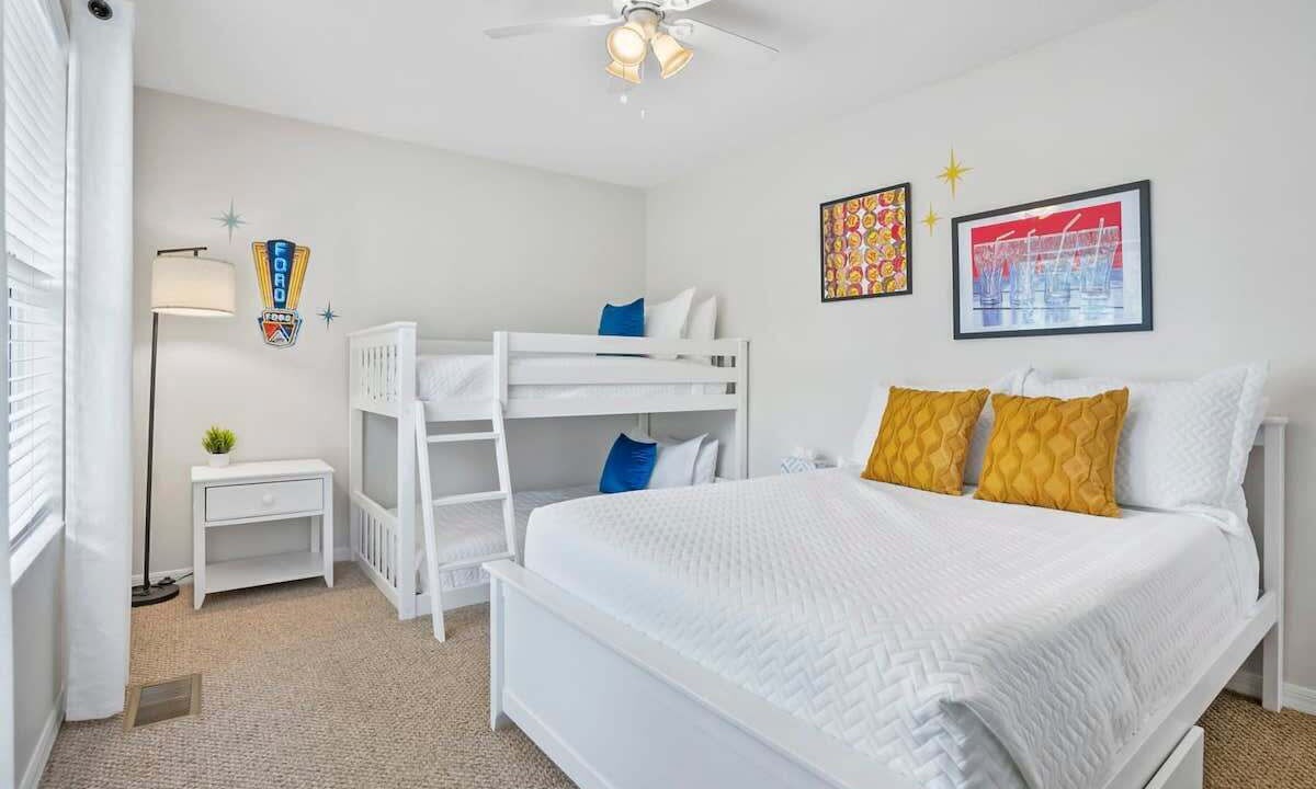Photo of Bedroom in Coquina Gables