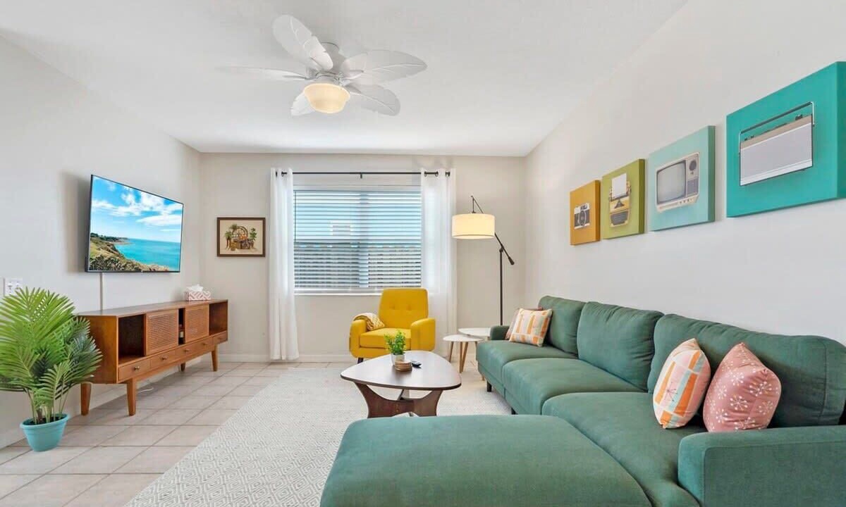 Photo of Livingroom in Coquina Gables