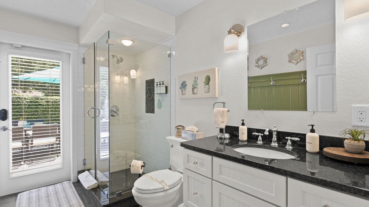 Photo of Bathroom in Culbreath Isles