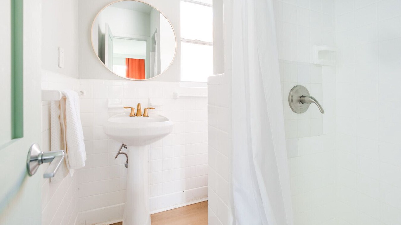 Photo of Bathroom in Bay Esplanade