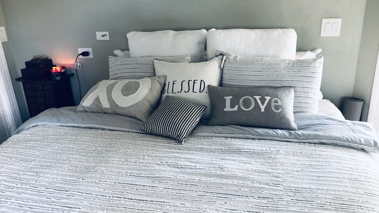 Photo of Bedroom in Oldsmar