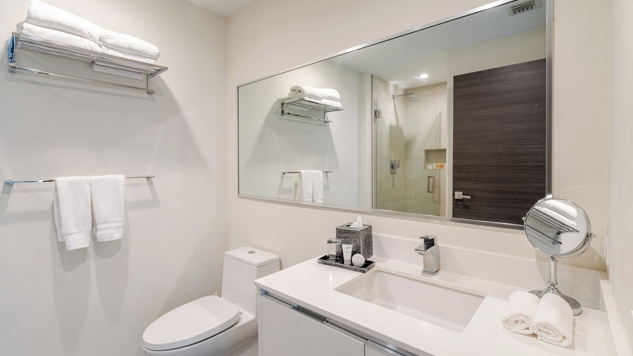 Photo of Bathroom in Hollywood