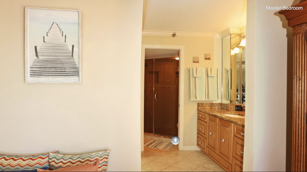 Photo of Bathroom in New Smyrna Beach