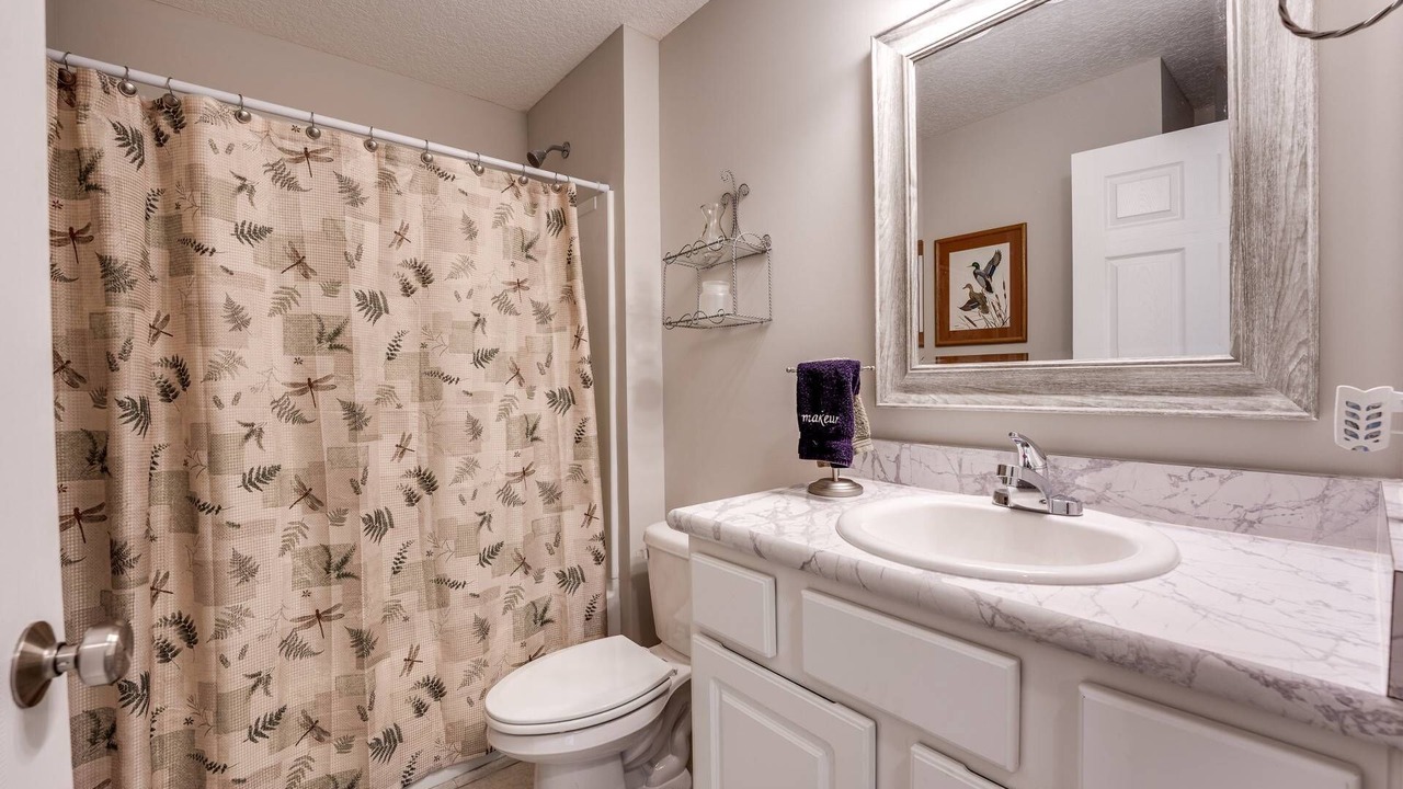 Photo of Bathroom in Lakeside
