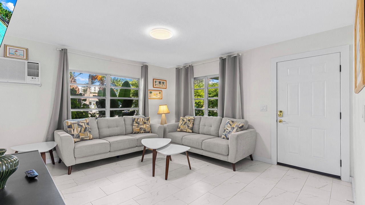 Photo of Livingroom in Clearwater Beach