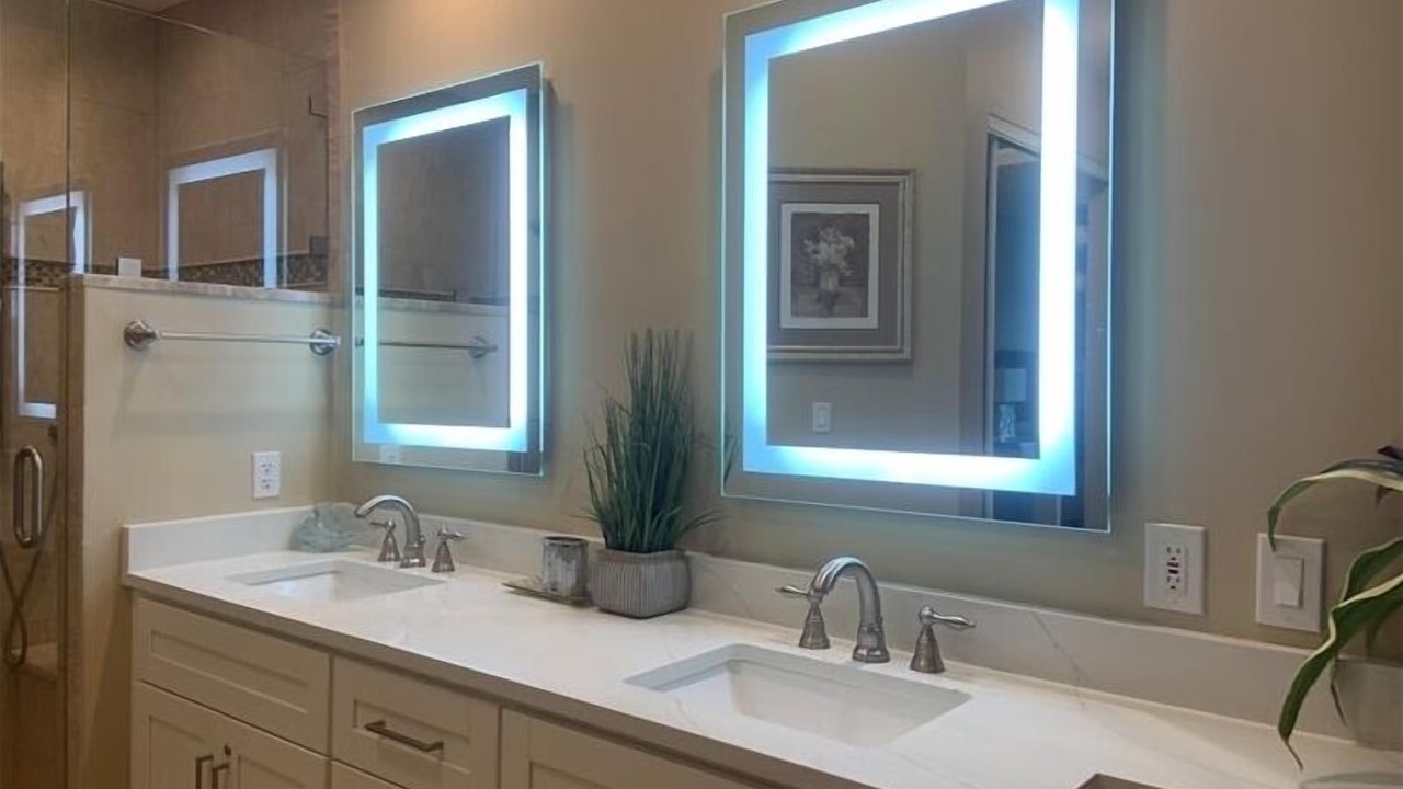 Photo of Bathroom in Vanderbilt Beach