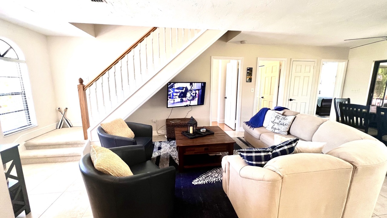 Photo of Livingroom in Summerland Key