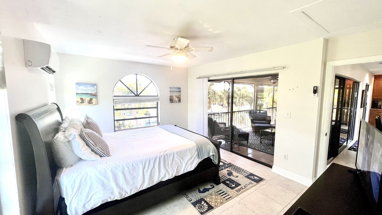 Photo of Bedroom in Summerland Key