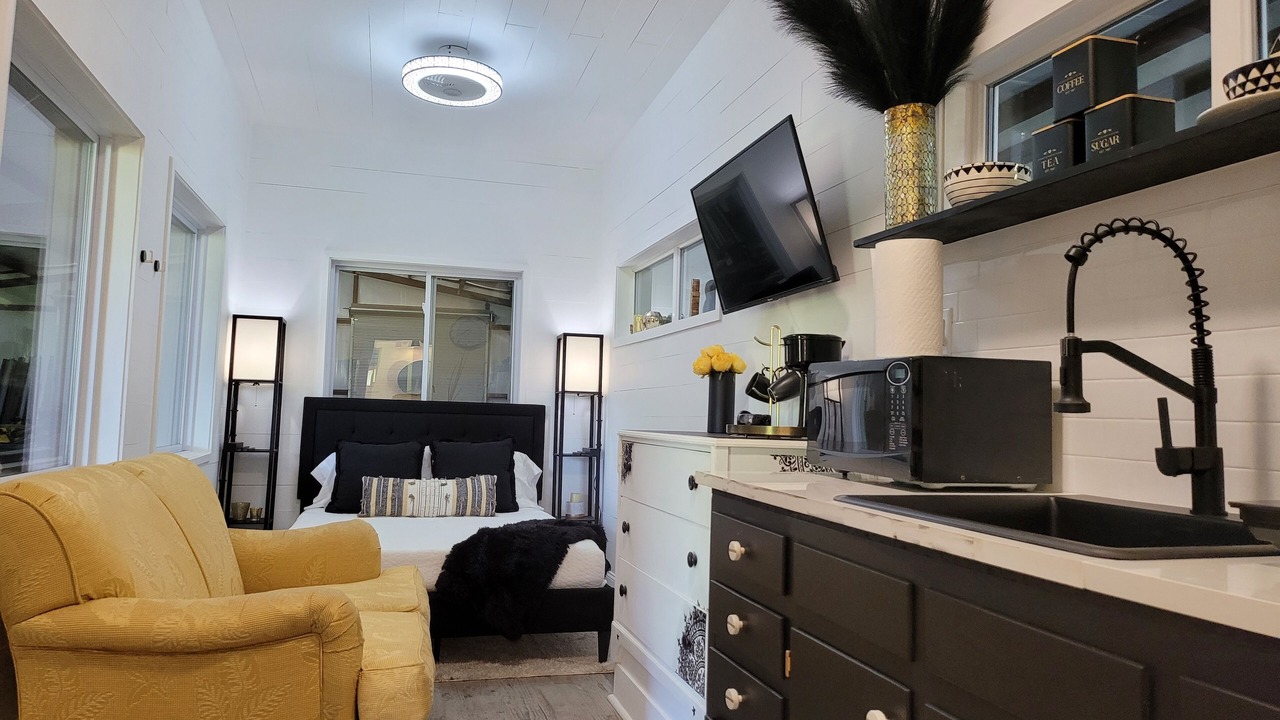 Photo of Bedroom in Georgia Coast