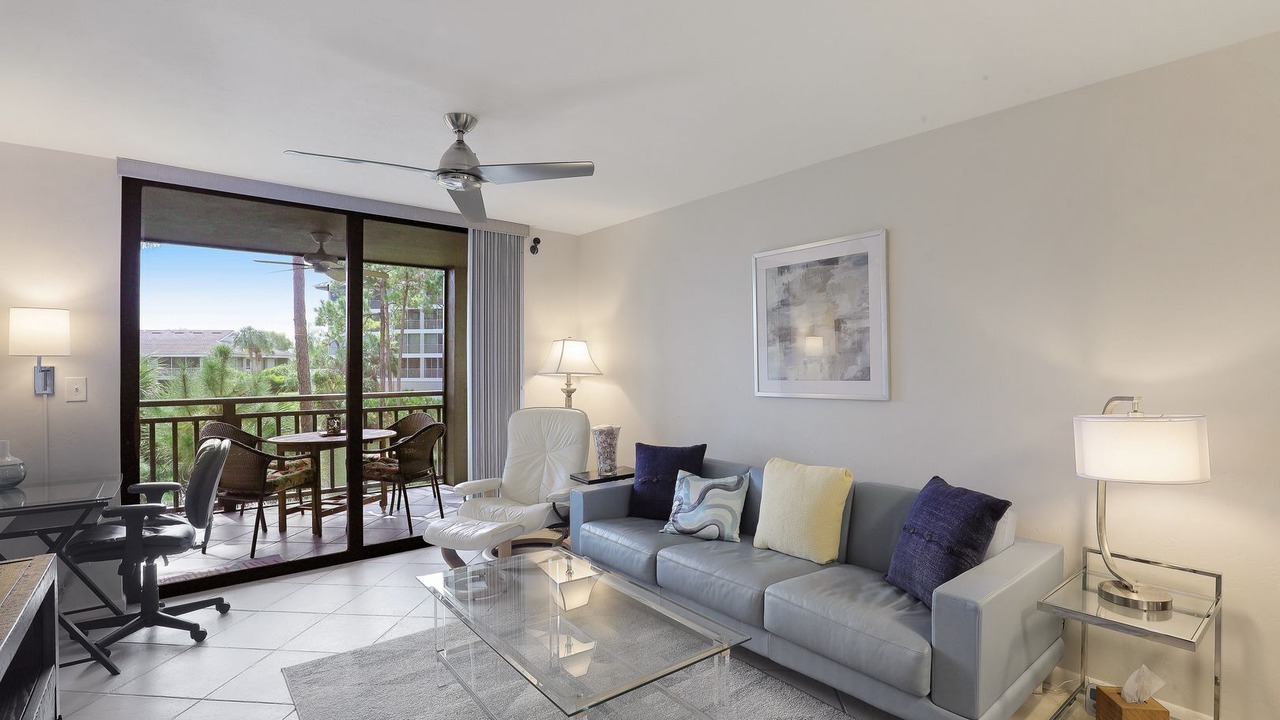 Photo of Livingroom in Bonita Bay