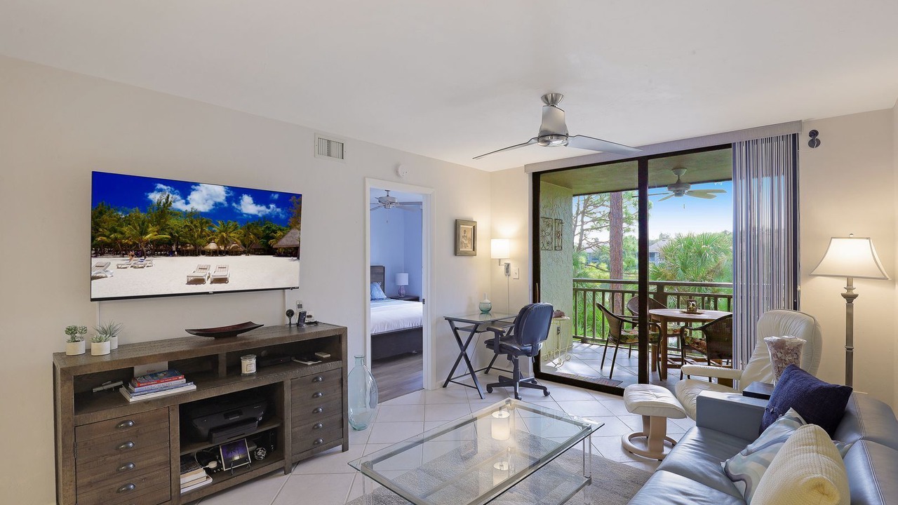 Photo of Livingroom in Bonita Bay