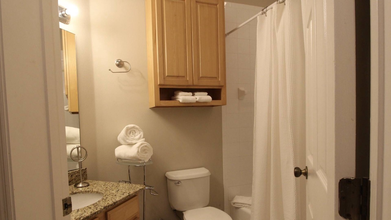 Photo of Bathroom in Port Saint Lucie