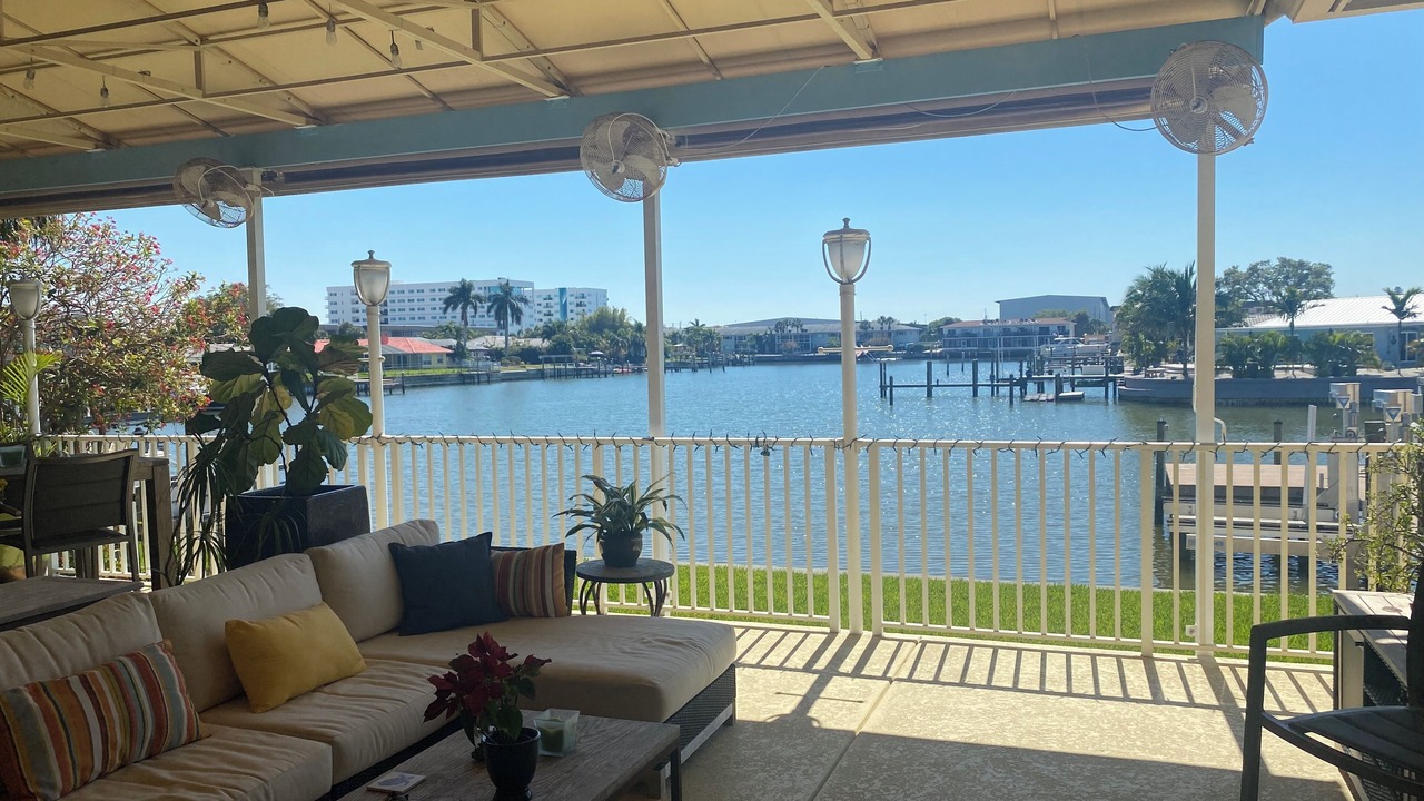 Photo of Patio Balcony in Broadwater